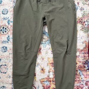 Lululemon Men's City Sweat Jogger - Dark Olive Green Sweat Pants